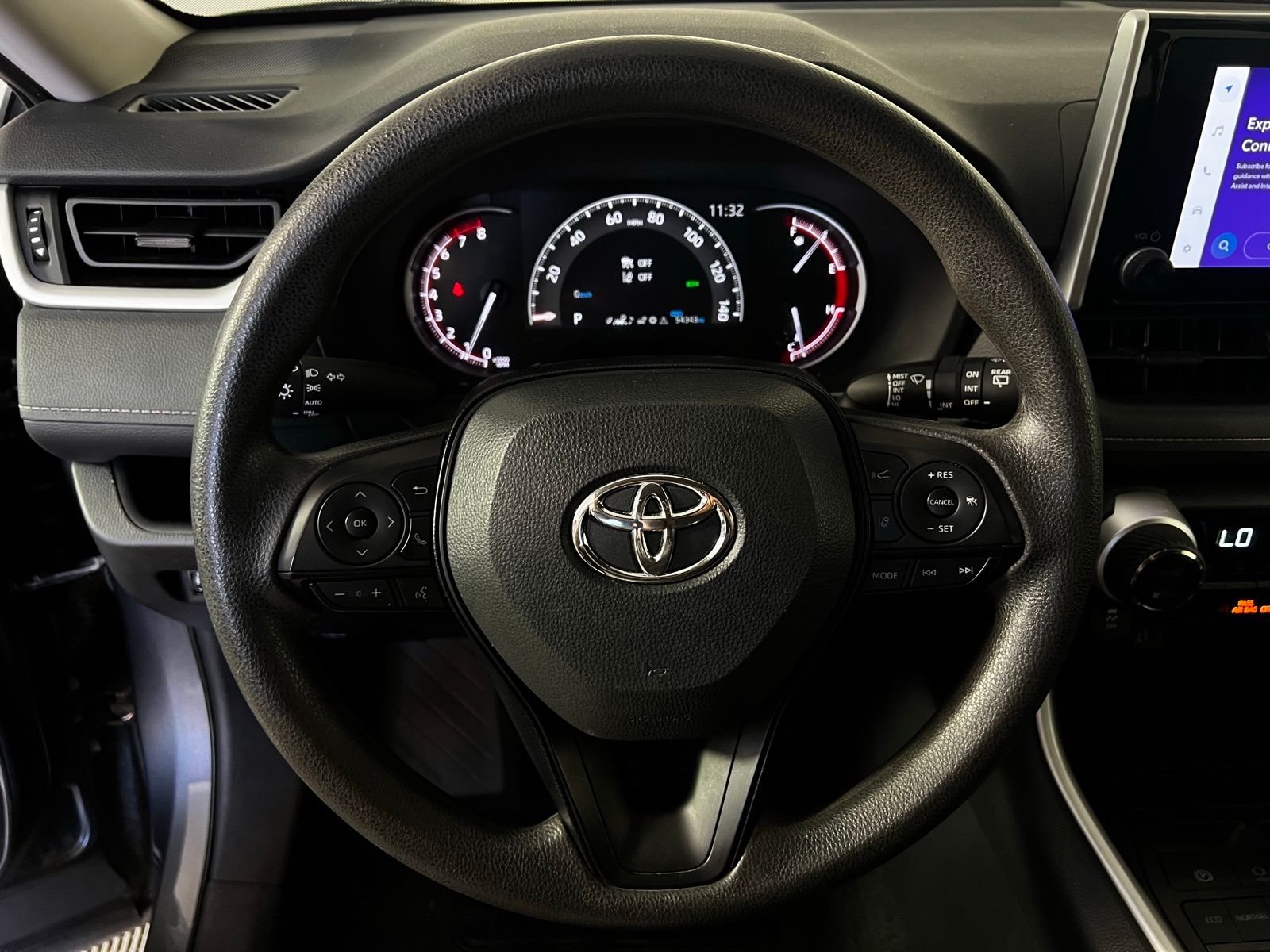 Thumbnail: 2024 Toyota RAV4 - 10