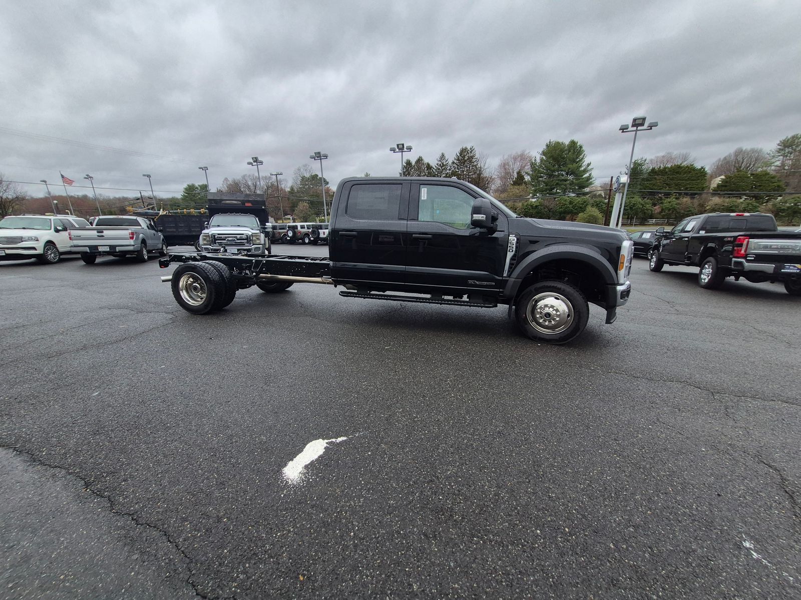 2026 Ford F-550 XLT 4x4 Crew Cab 203-In DRW's photo