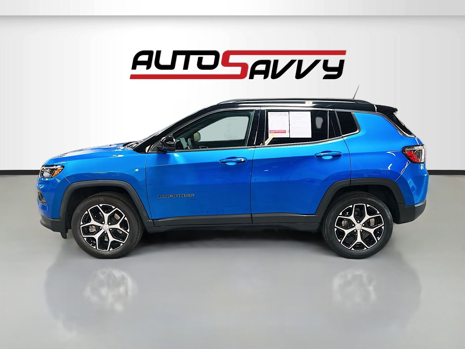 Used 2024 Blue Jeep Limited image 4