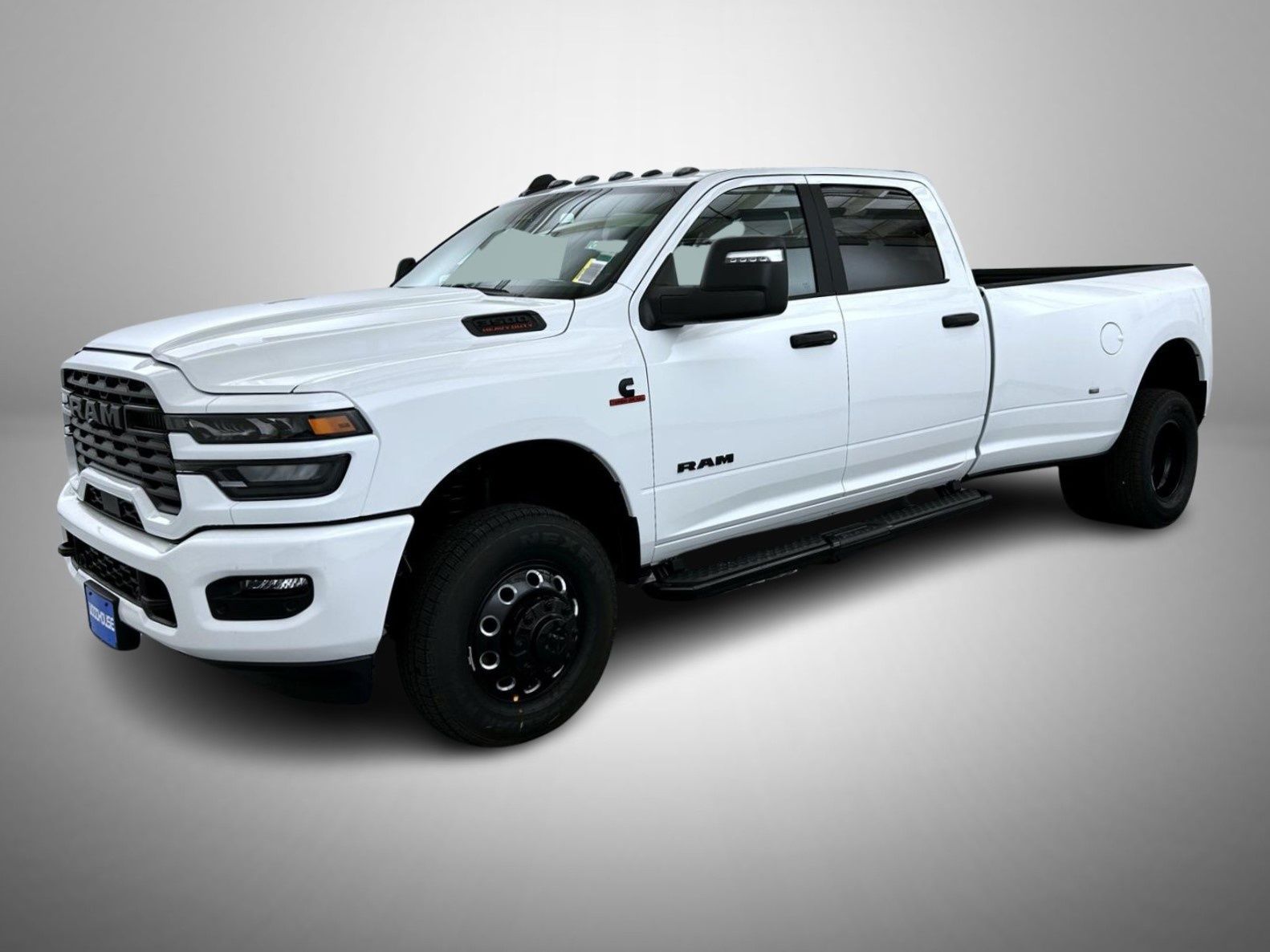 Bright White Clearcoat 2026 RAM 3500 Pickup Truck Four-Wheel Drive 8-Speed Automatic