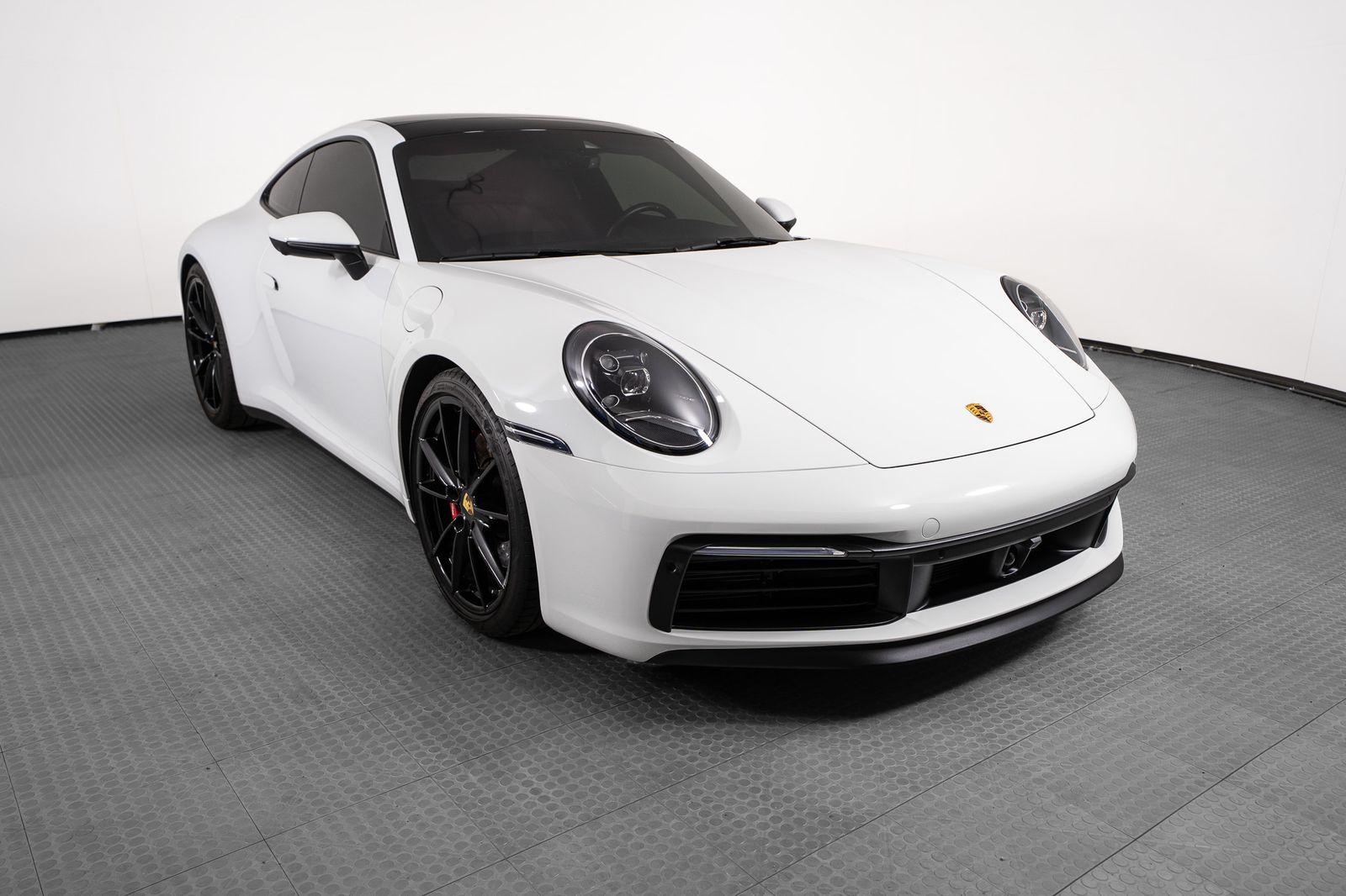 2023 Porsche 911 Carrera S — full photo 7 of 40