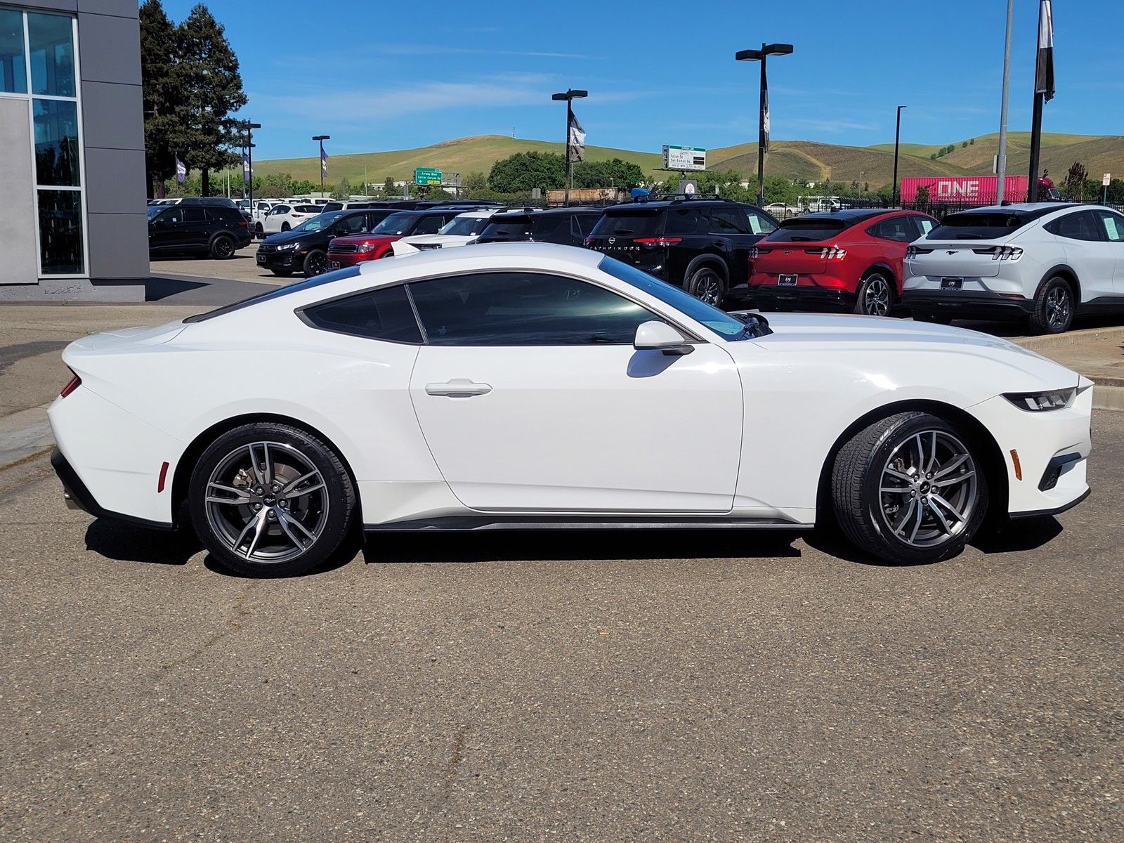 Used 2024 White Ford EcoBoost image 3