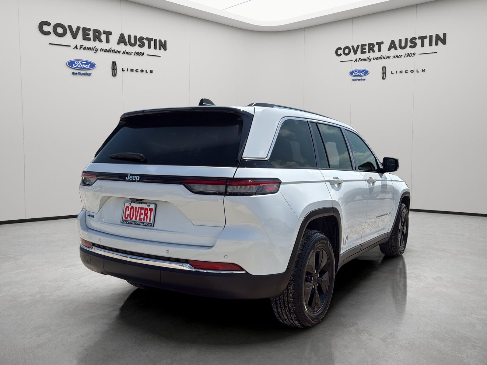 Used Car 2022 Jeep Grand Cherokee  4xe For Sale Under $30,000 In Austin, Texas