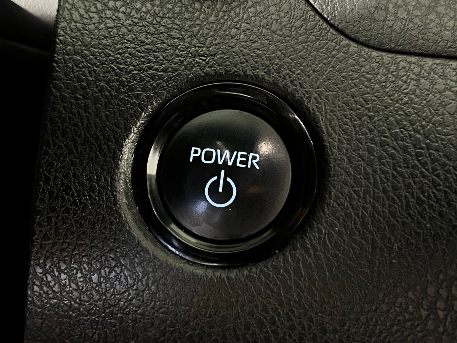 Thumbnail: 2025 Toyota Camry - 19