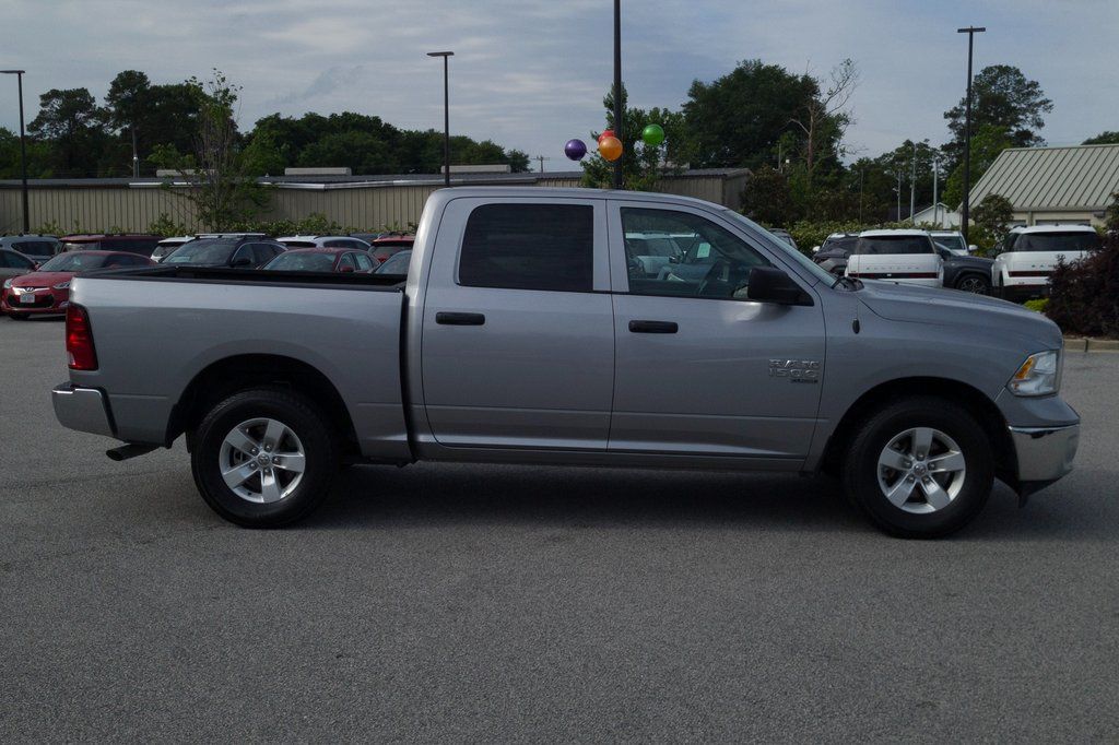 2022 Ram 1500 Classic SLT 4