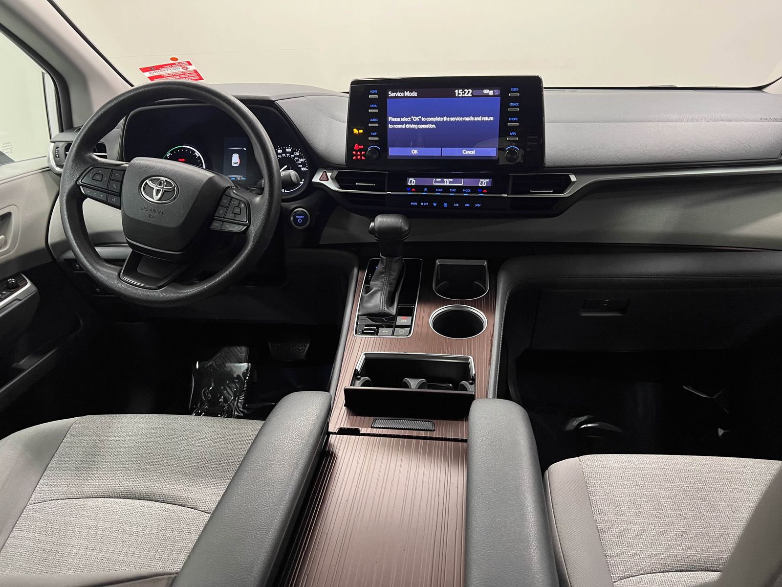 used 2023 Toyota Sienna car, priced at $33,788