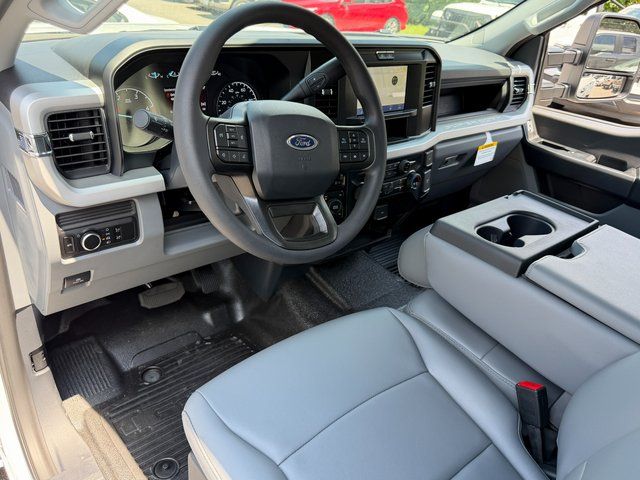 New 2026 Oxford White Ford XL image 18