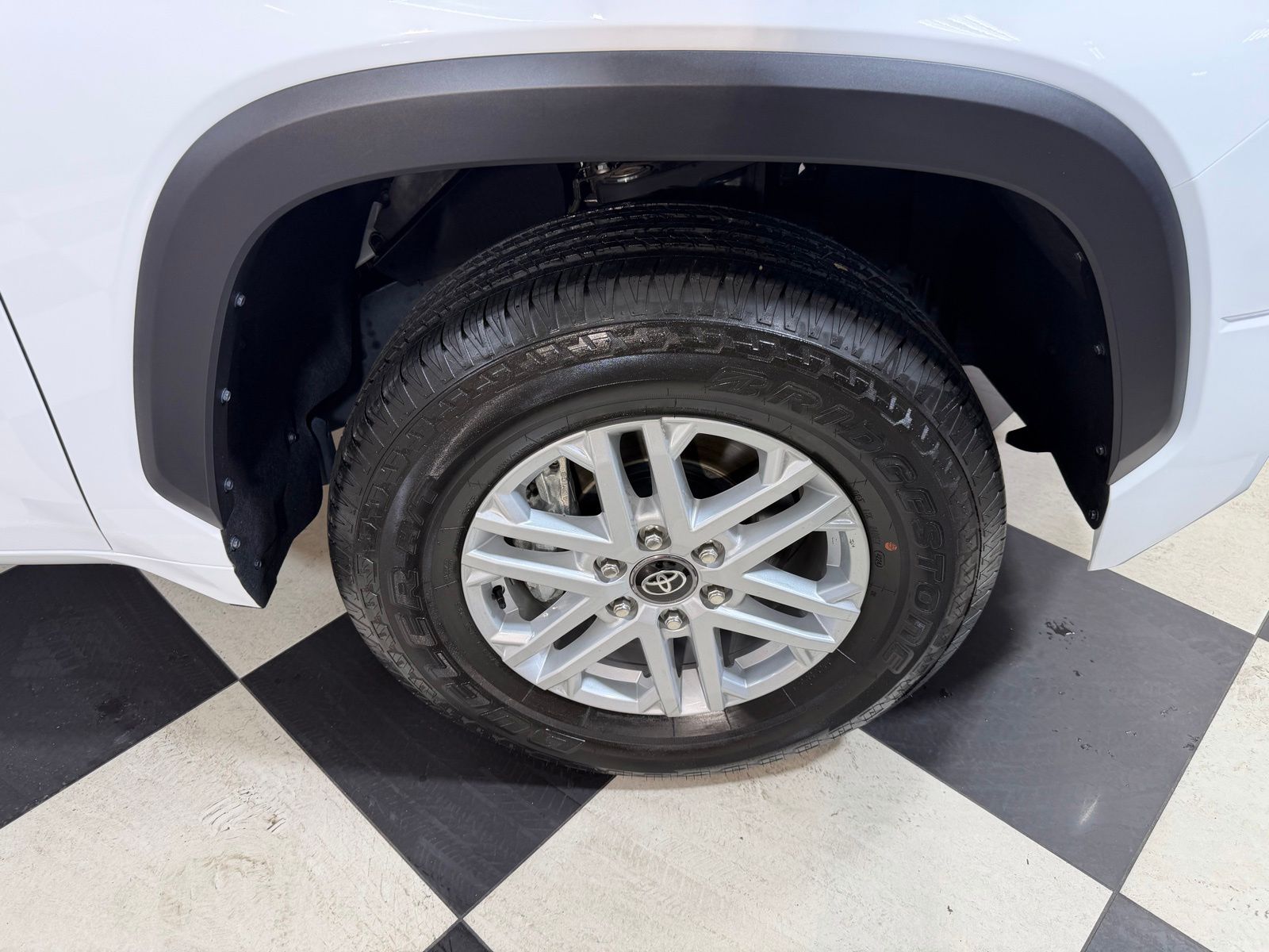 Used 2025 White Toyota SR5 image 29