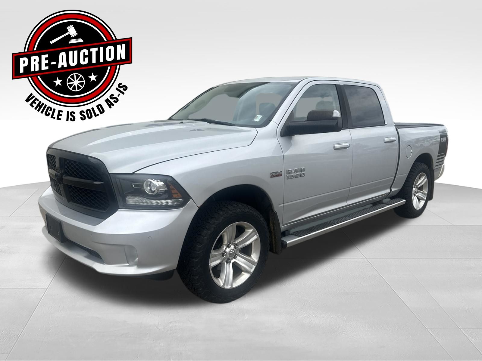Bright Silver Metallic Clearcoat 2014 RAM 1500 Pickup Truck Four-Wheel Drive 8-Speed Automatic