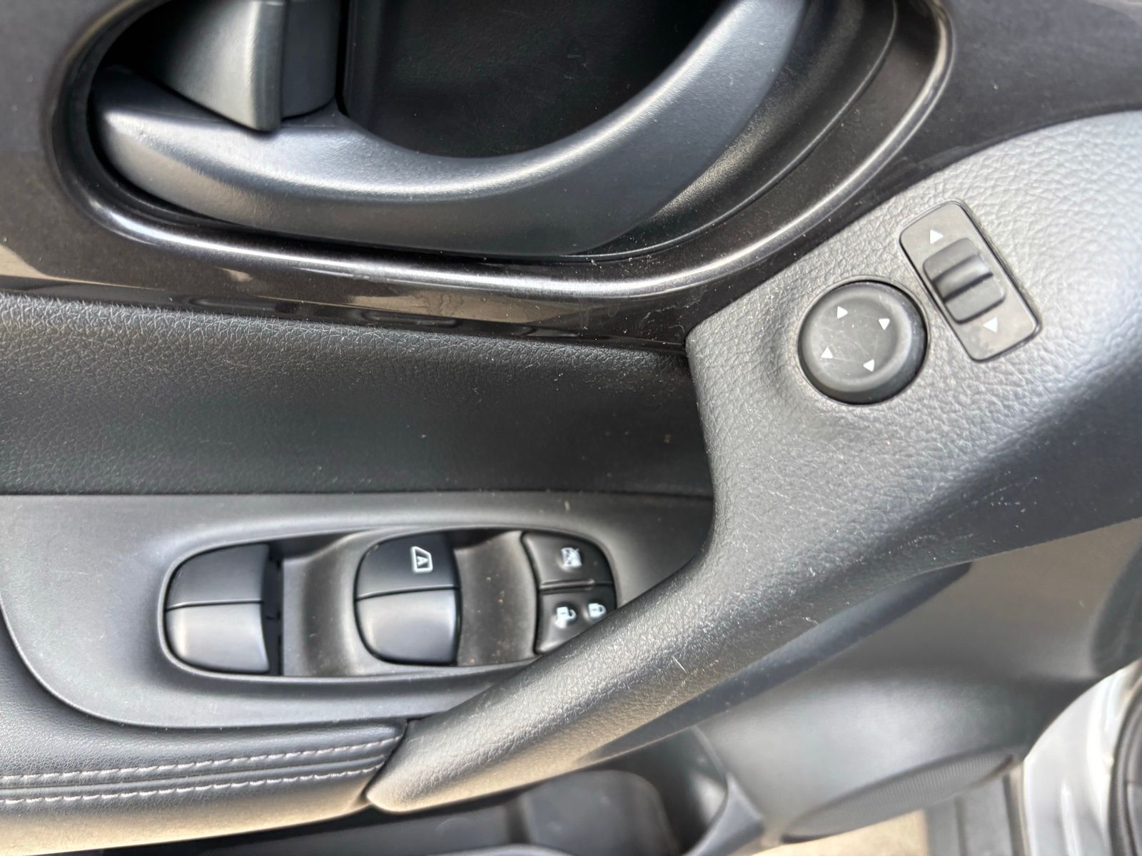 Used Car 2020 Nissan Rogue  S For Sale Under $15,000 In Austin, Texas