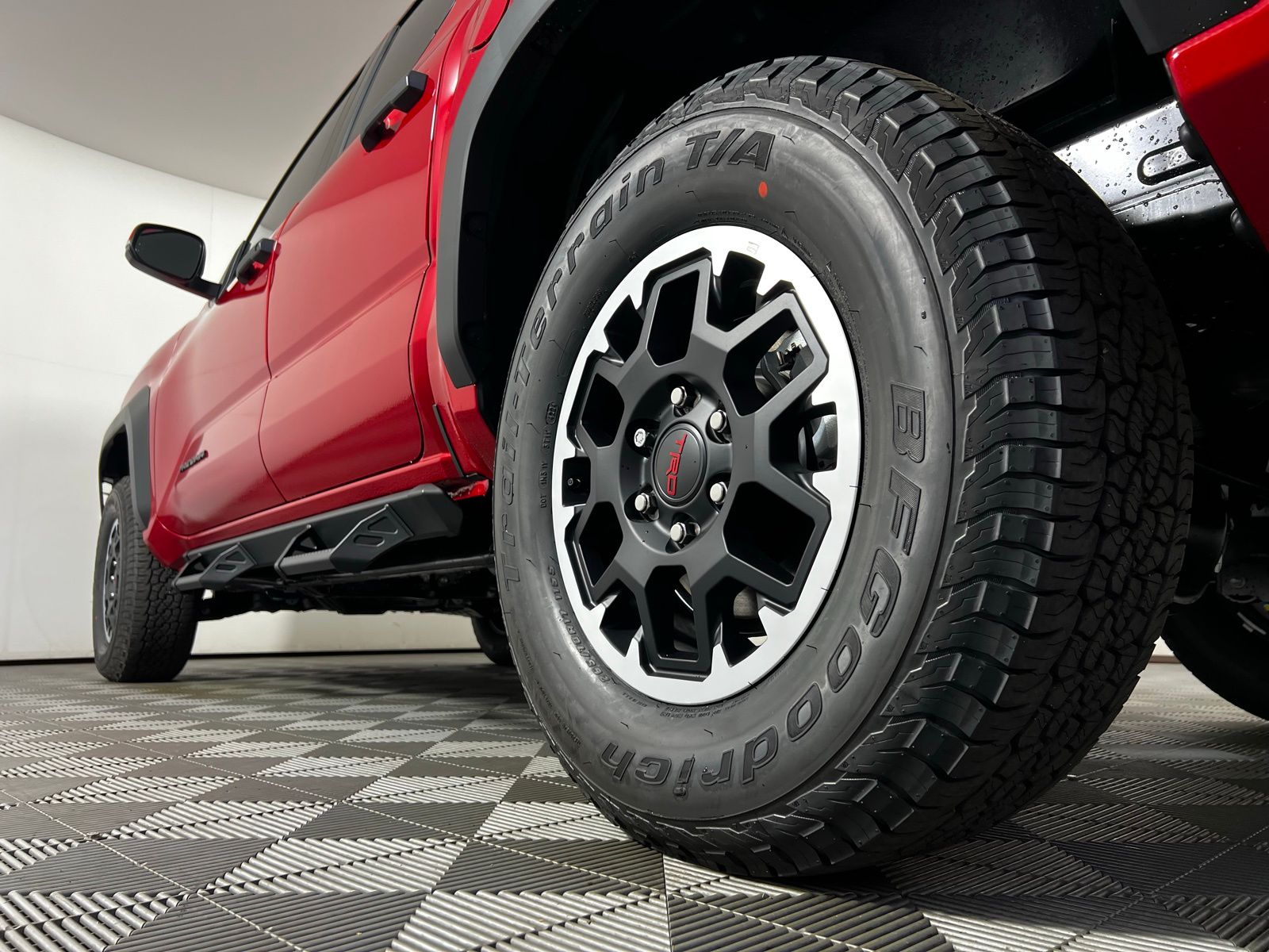 2025 Toyota Tacoma TRD Off-Road 14