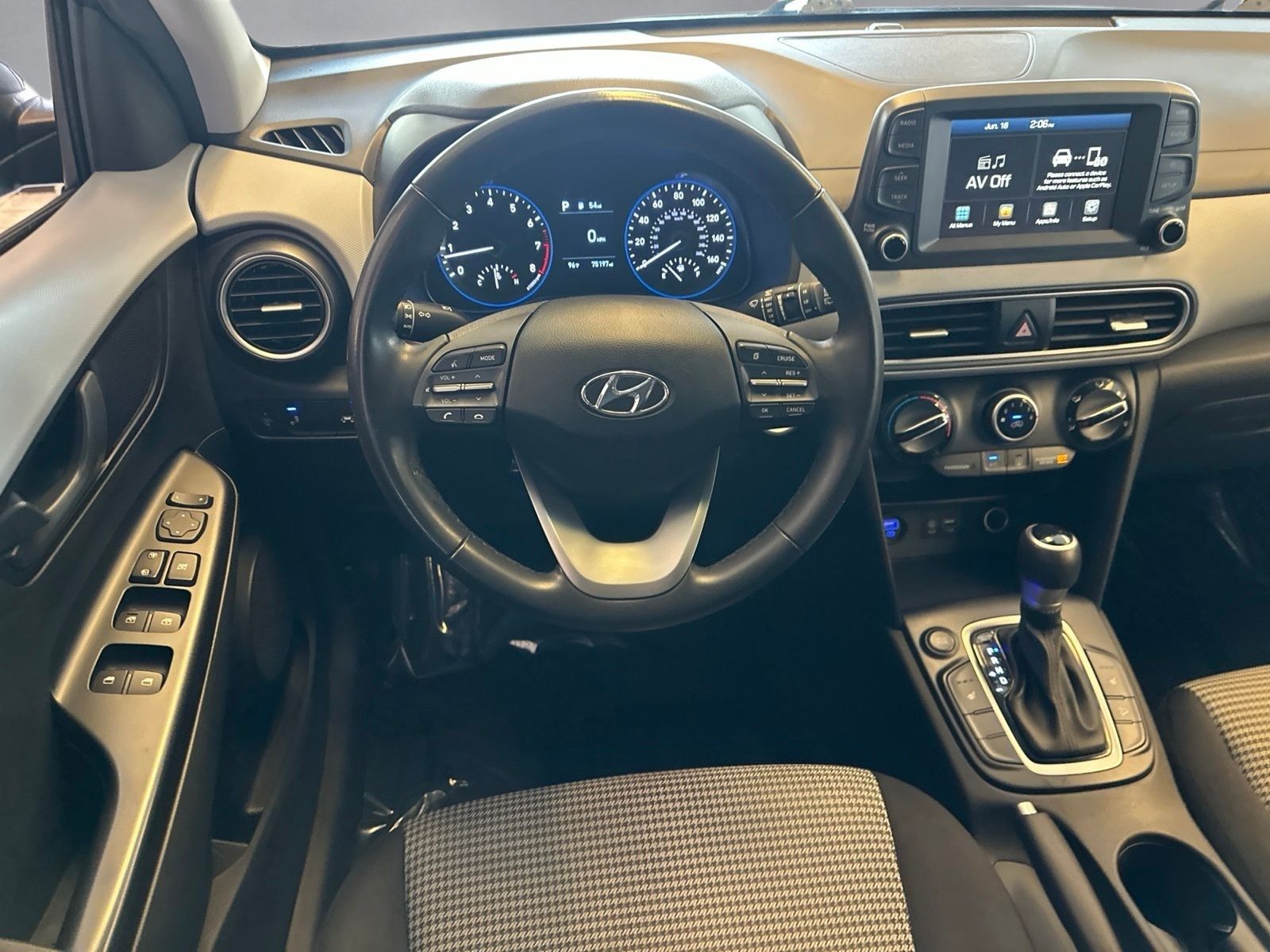 Used 2021 Thunder Gray Hyundai SEL image 3
