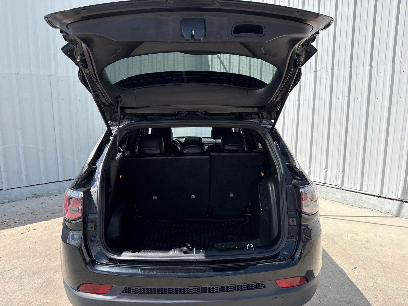 Used Car 2025 Jeep Compass  Latitude For Sale Under $25,000 In Austin, Texas