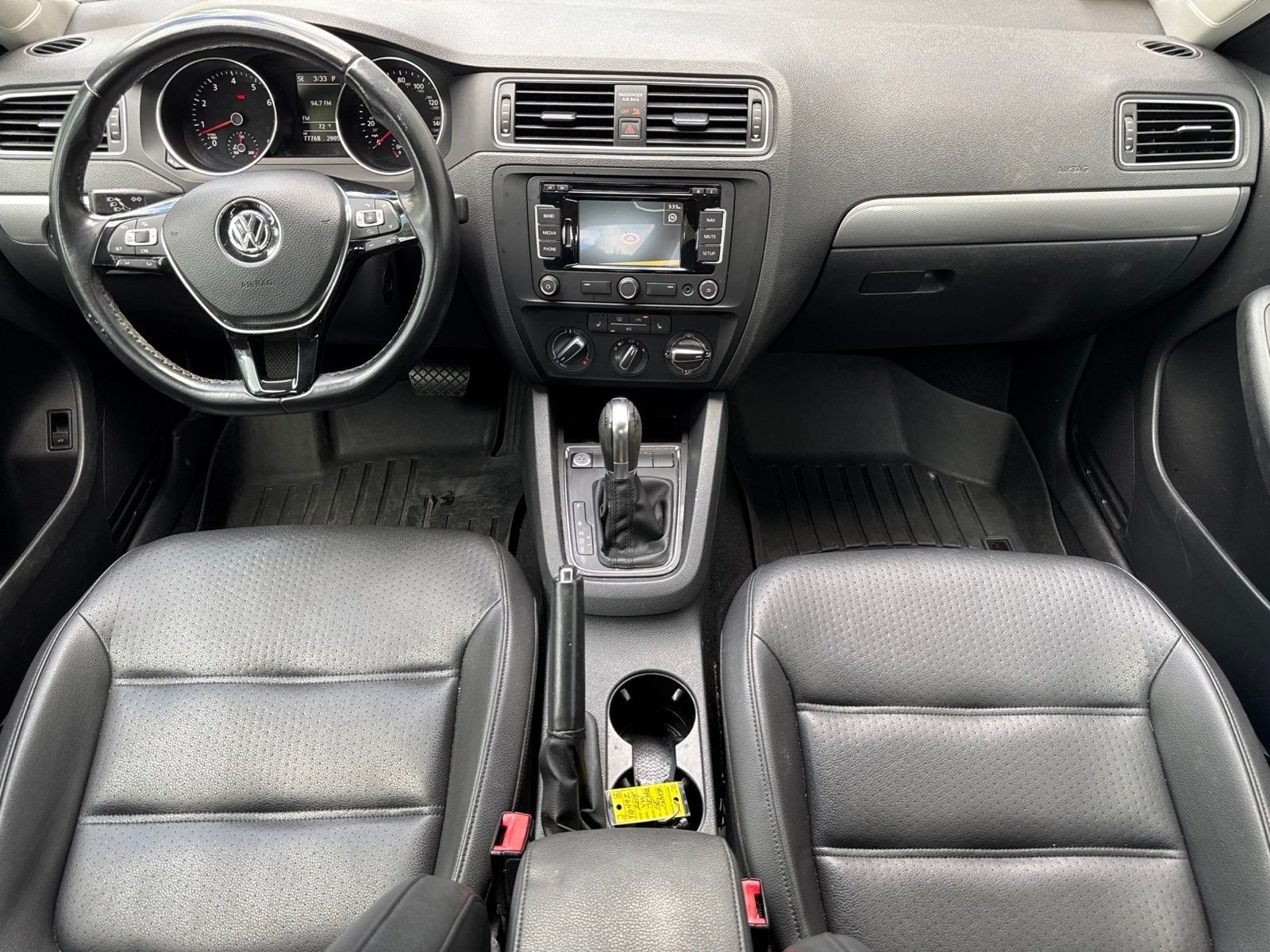 Used 2015 Reflex Silver Metallic Volkswagen 1.8T SE image 3