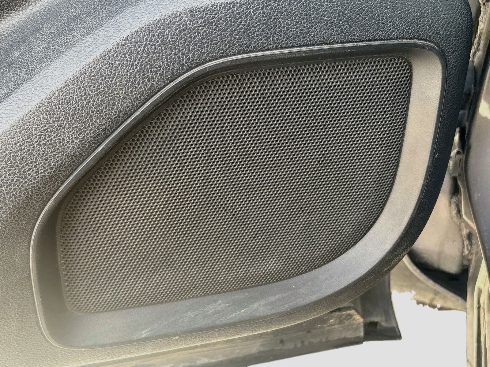 Used 2021 Gray Nissan SV image 19