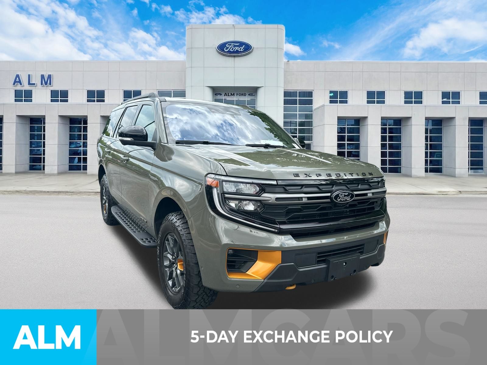 Used 2025 Green Ford Tremor image 3