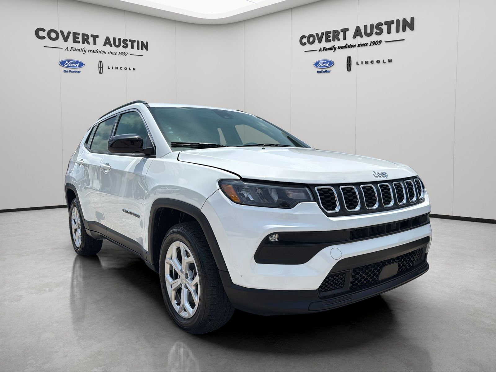Used Car 2024 Jeep Compass  Latitude For Sale Under $25,000 In Austin, Texas