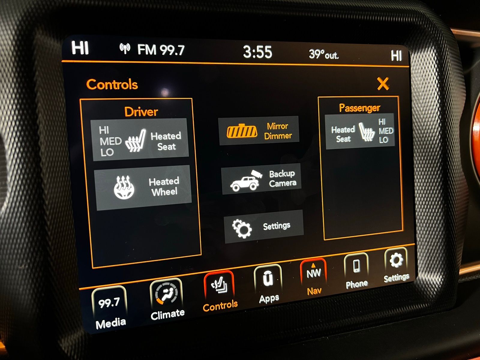 Thumbnail: 2023 Jeep Wrangler - 21