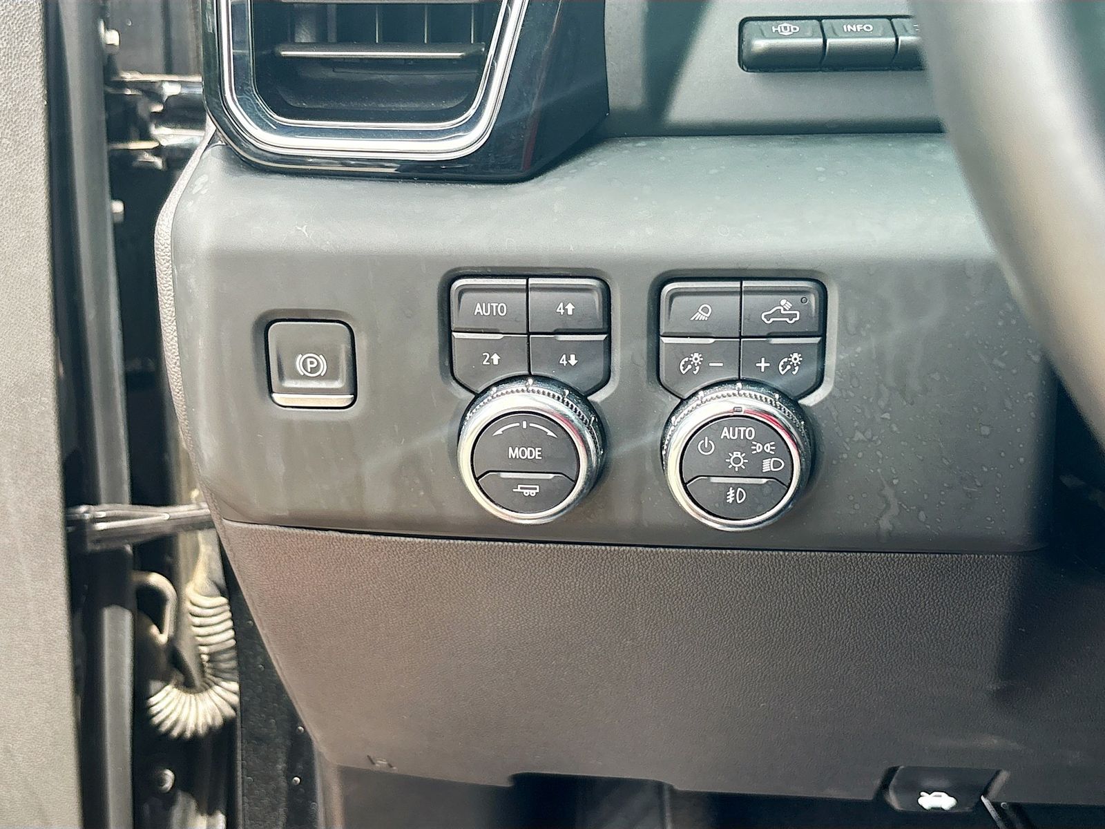 Used 2024 Black GMC Denali image 10
