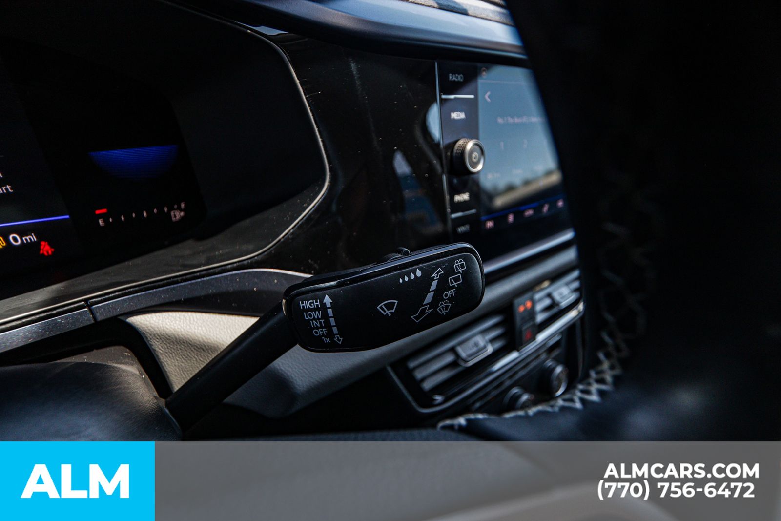 2022 Volkswagen Taos SE photo 29