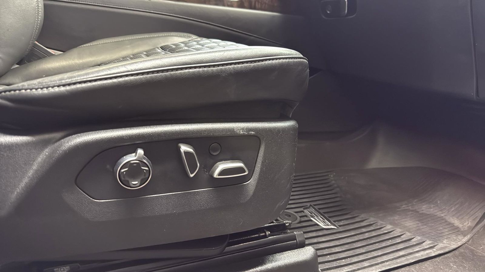 Used Car 2021 Cadillac Escalade  Sport Platinum For Sale Under $50,000 In Austin, Texas