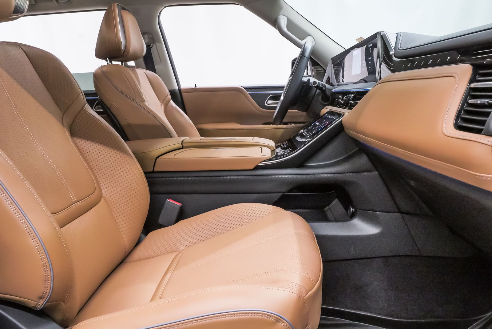 2025 INFINITI QX80 SENSORY White at River Oaks CDJR