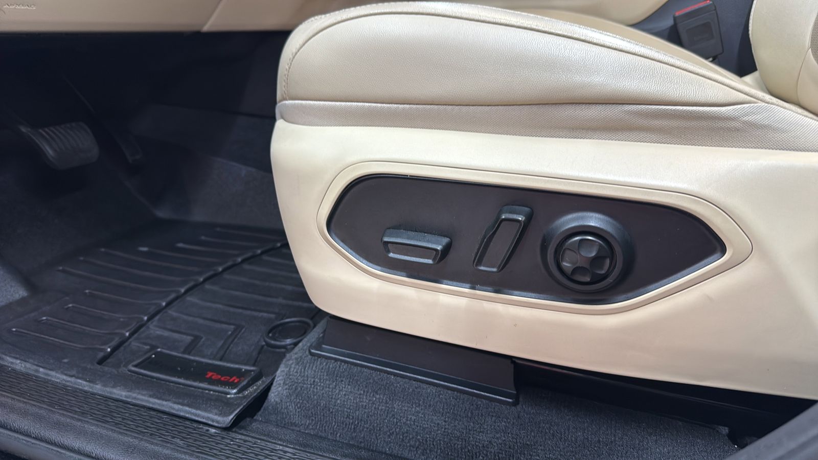 Used Car 2022 Jeep Grand Cherokee L  Limited For Sale Under $30,000 In Austin, Texas