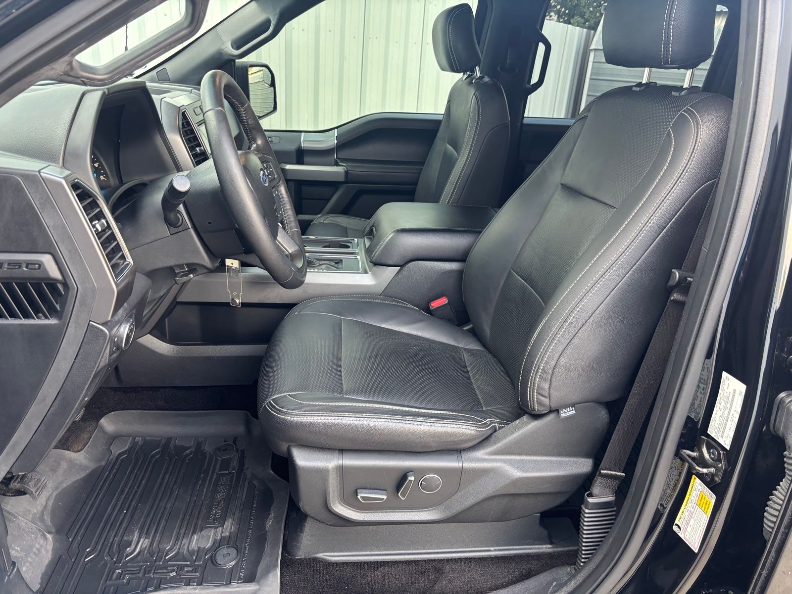 Used Car 2017 Ford F-150  Xlt For Sale Under $25,000 In Austin, Texas