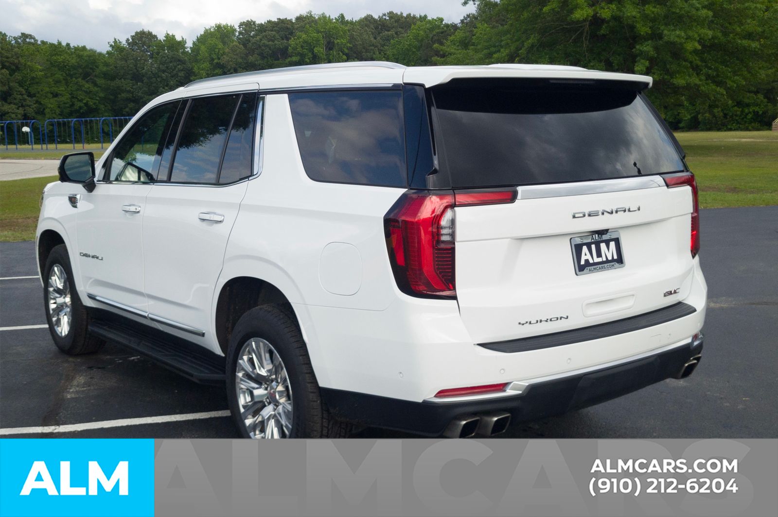 Used 2025 Summit White GMC Denali image 11