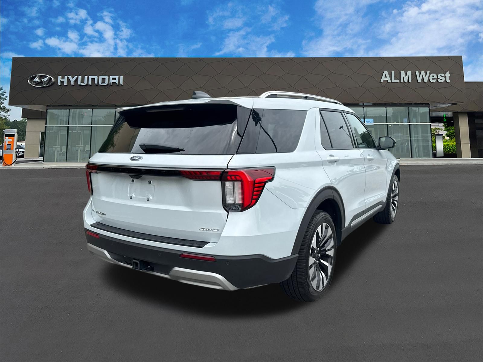 Used 2026 White Metallic Ford Platinum image 5