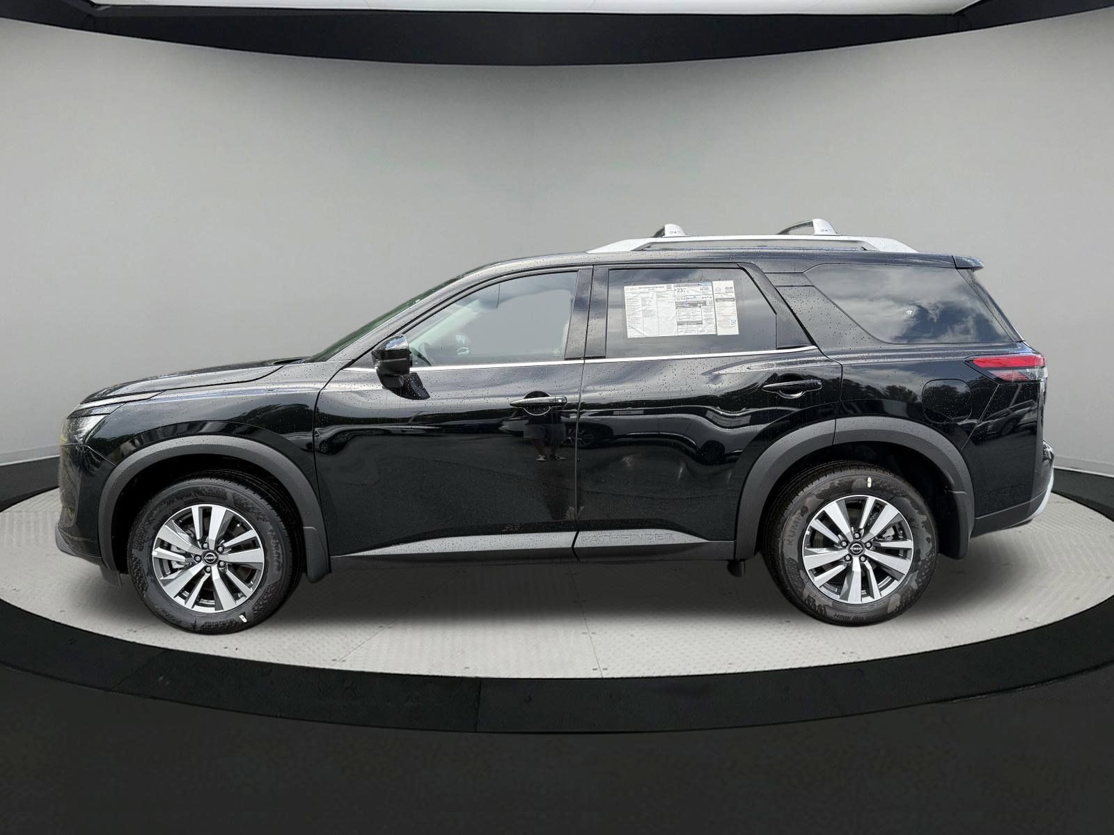 2025 Nissan Pathfinder SL photo 20