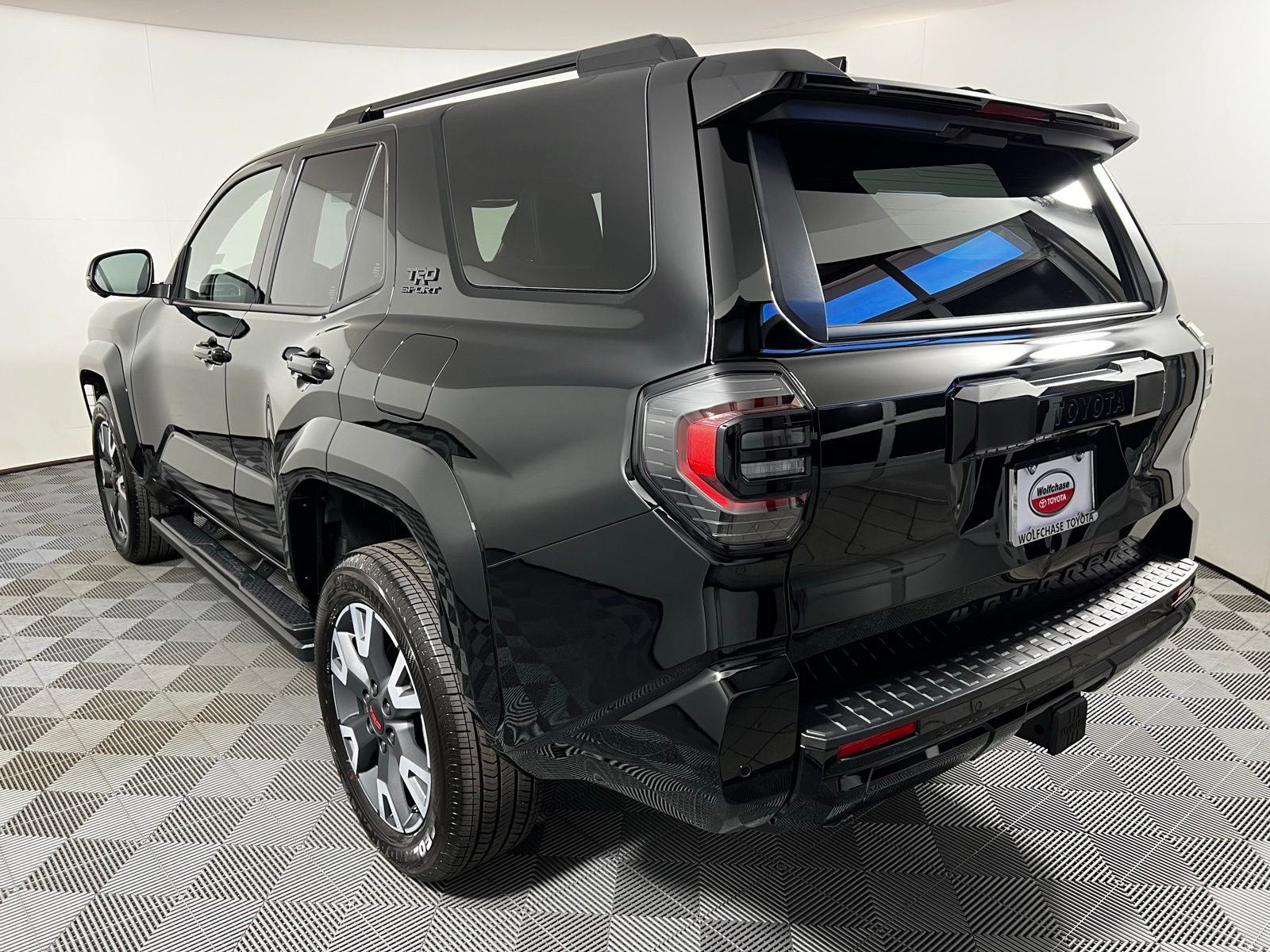 Thumbnail: 2025 Toyota 4Runner - 7