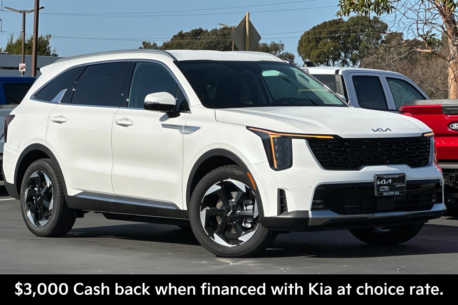 View vehicle photo 2