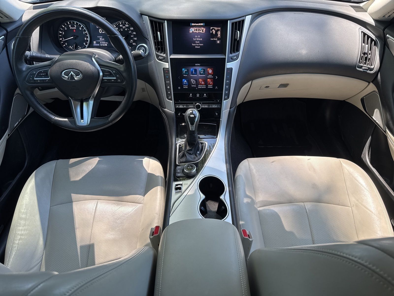 Used 2022 Grand Blue INFINITI LUXE image 3