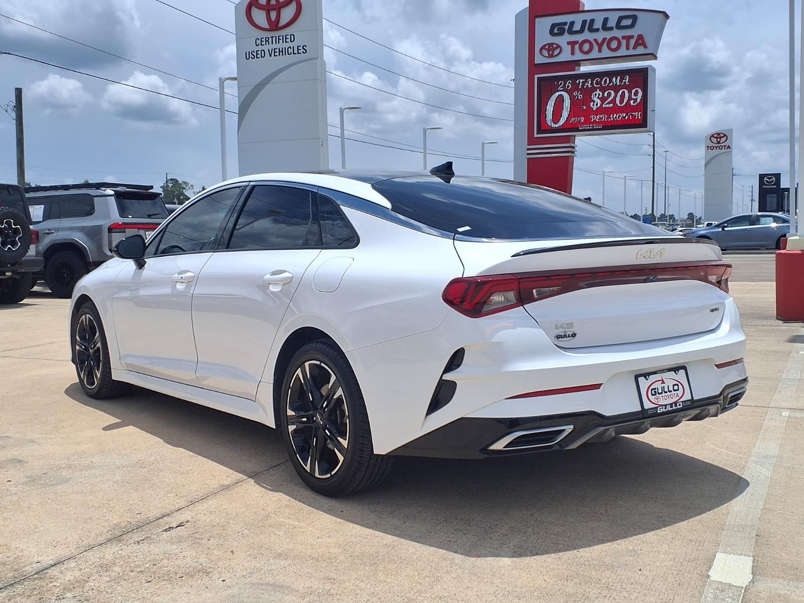 2024 Kia K5 GT-Line White at Emmons Autoplex