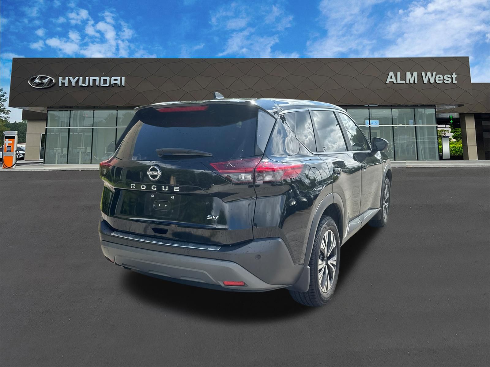 Used 2023 Black Nissan SV image 5