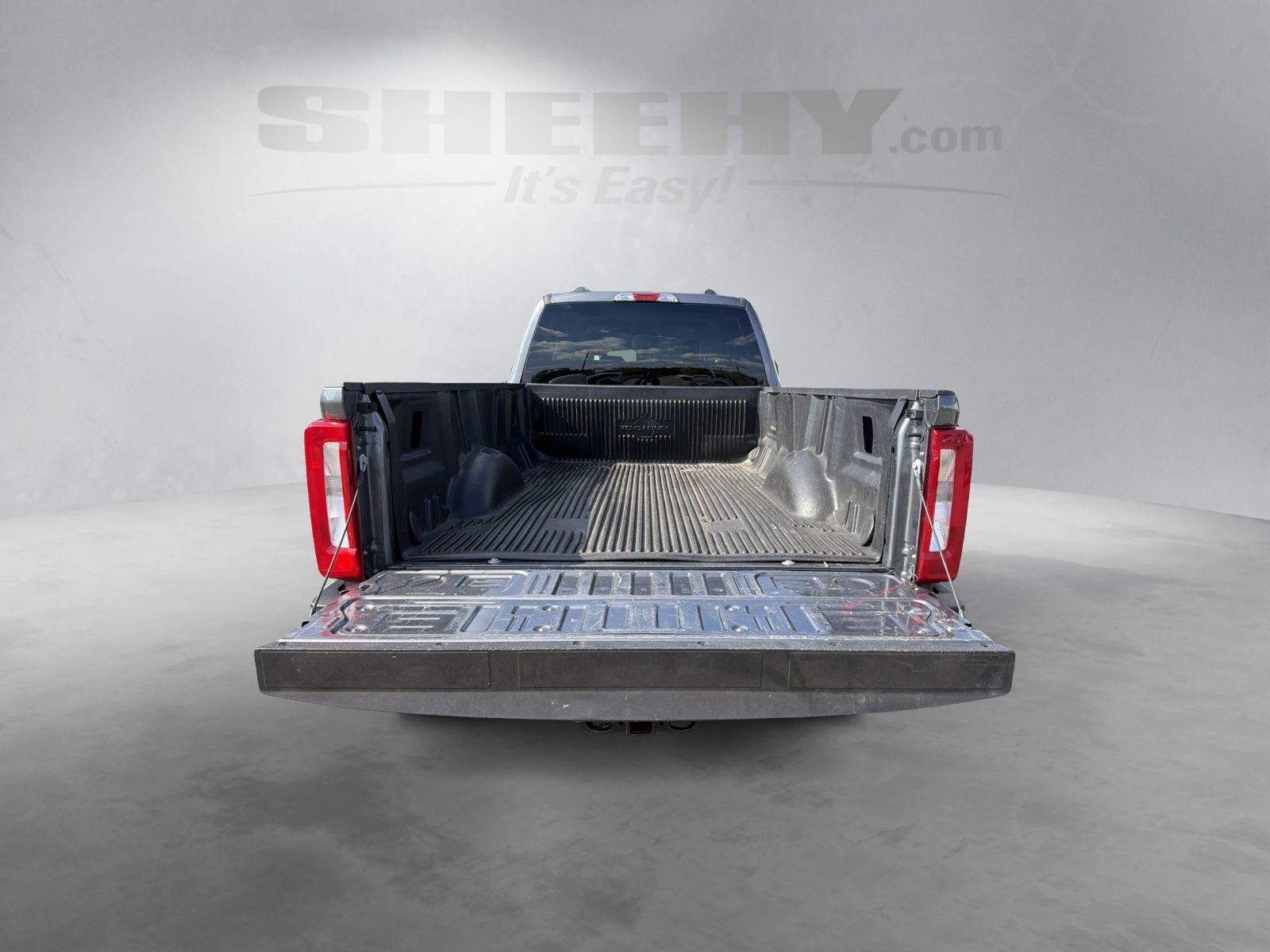 Certified Used 2026 Gray Metallic Ford XLT image 26
