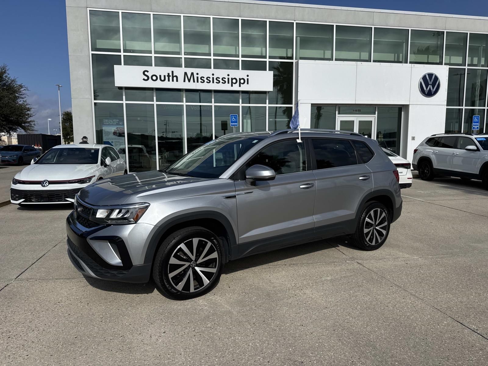 2024 Volkswagen Taos SE FWD