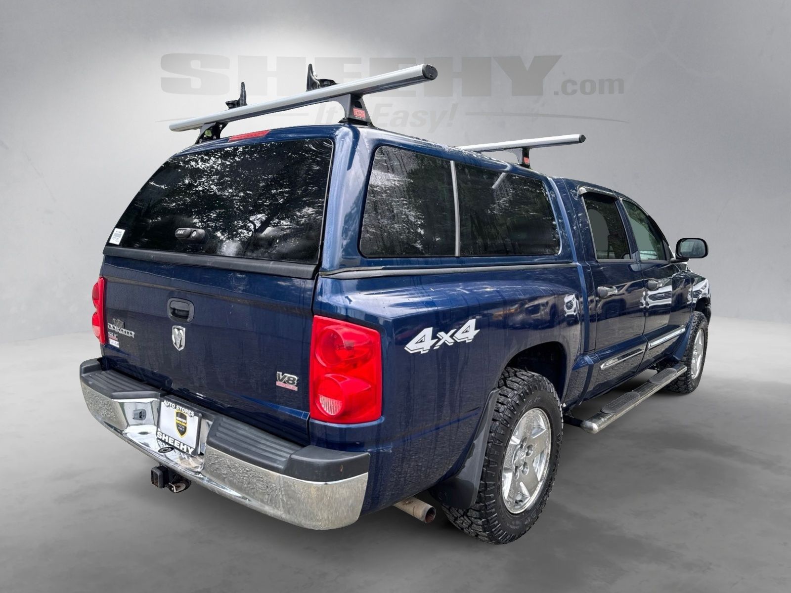 Used 2005 Blue Dodge SLT image 14