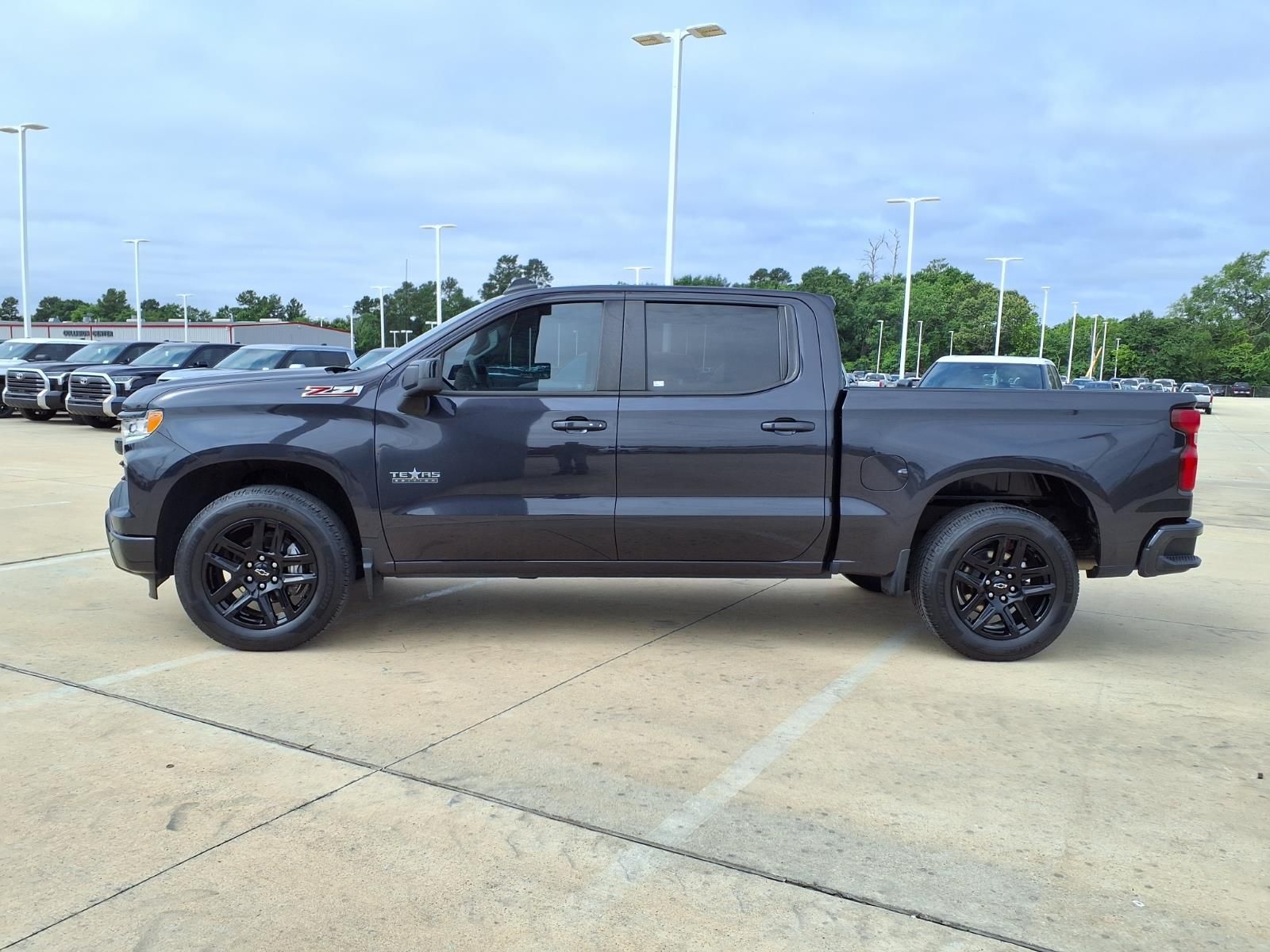 2023 Chevrolet Silverado 1500 RST - 7