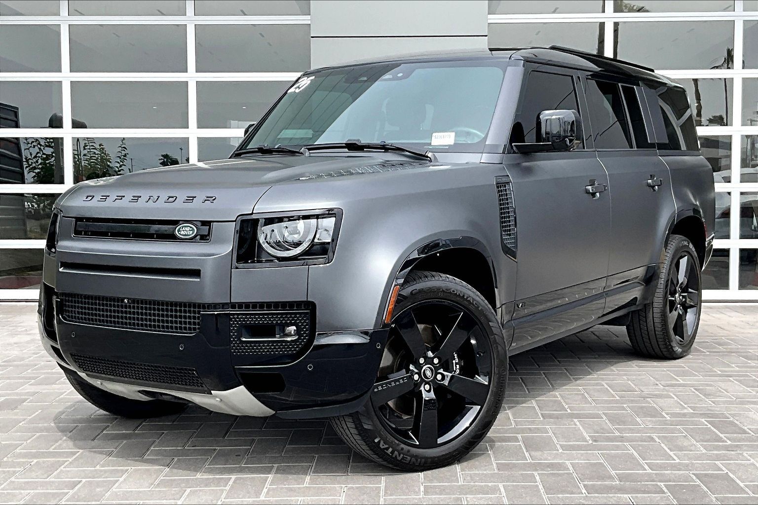 Carpathian Gray Premium Metallic 2025 Land Rover Defender 130 V8 P500 AWD SUV / Crossover All-Wheel Drive 8-Speed Automatic