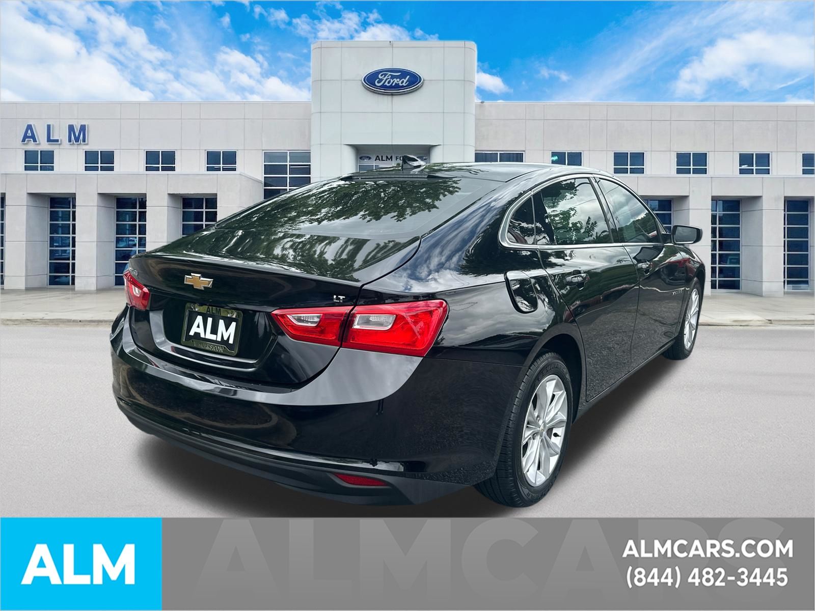Used 2023 Black Chevrolet LT image 5