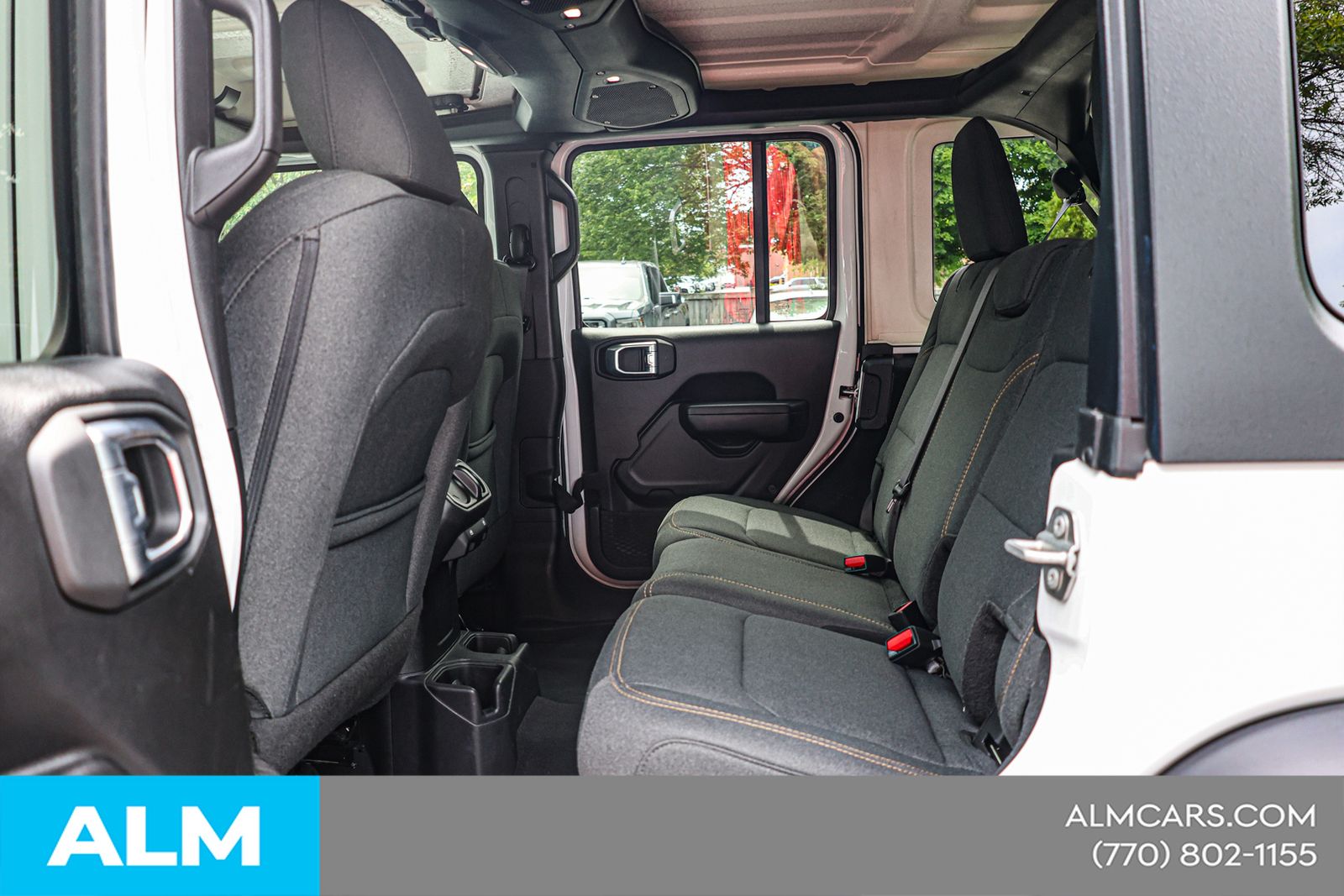 Used 2025 White Jeep Sport S image 19