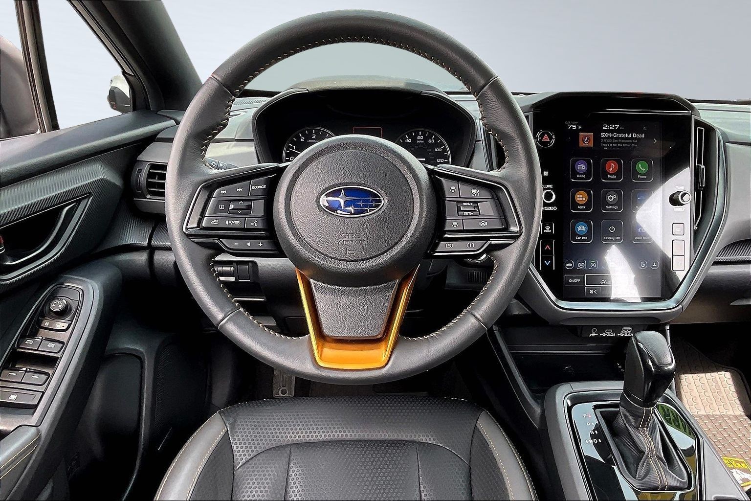 View vehicle photo 5