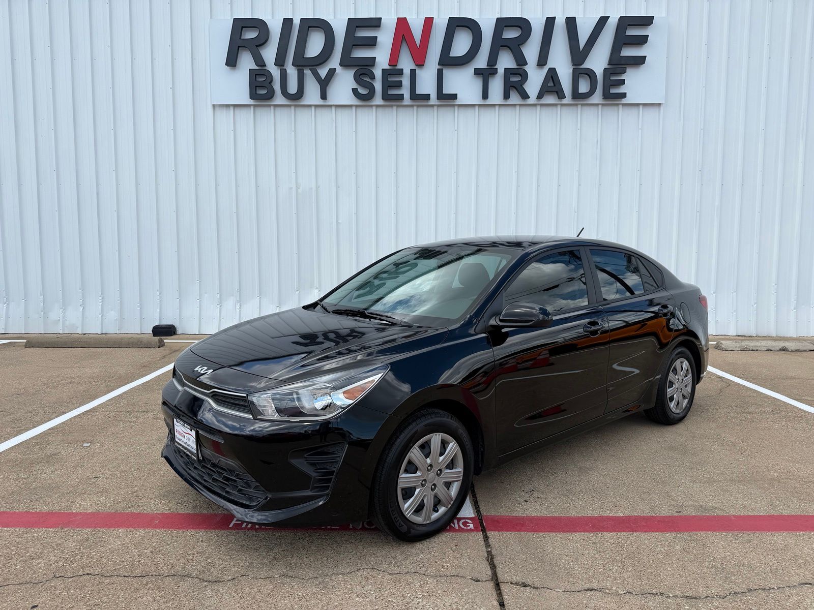 Aurora Black 2023 Kia Rio S FWD Sedan Front-Wheel Drive Continuously Variable Transmission