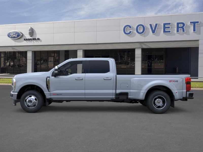New 2026 Gray Ford King Ranch image 3