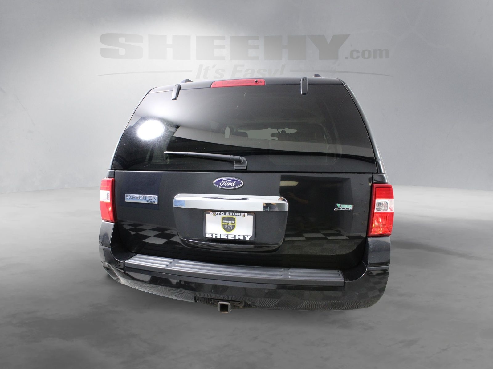 Used 2014 Black Ford Limited image 13