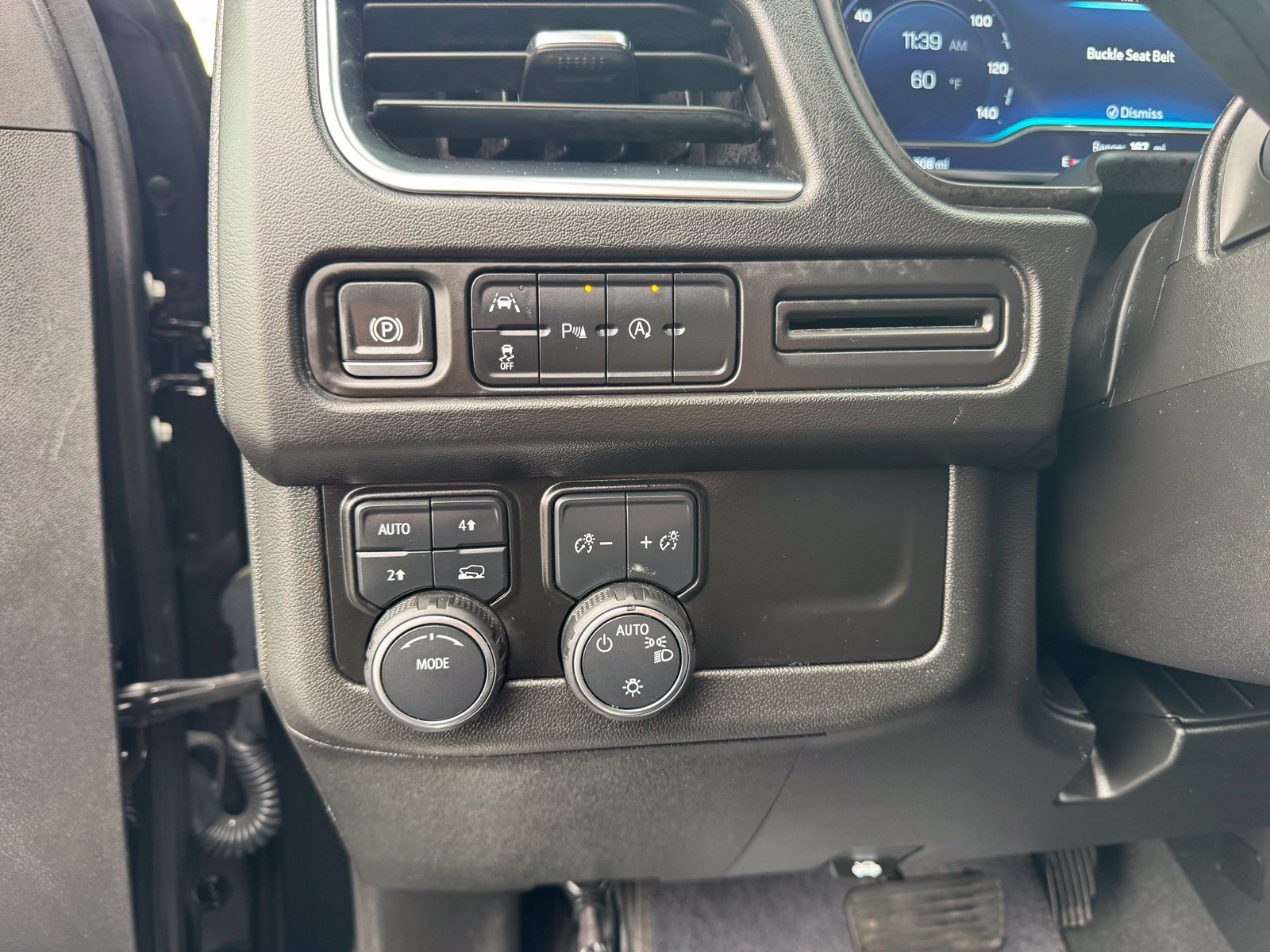 Used 2024 Chevrolet Suburban SUV
