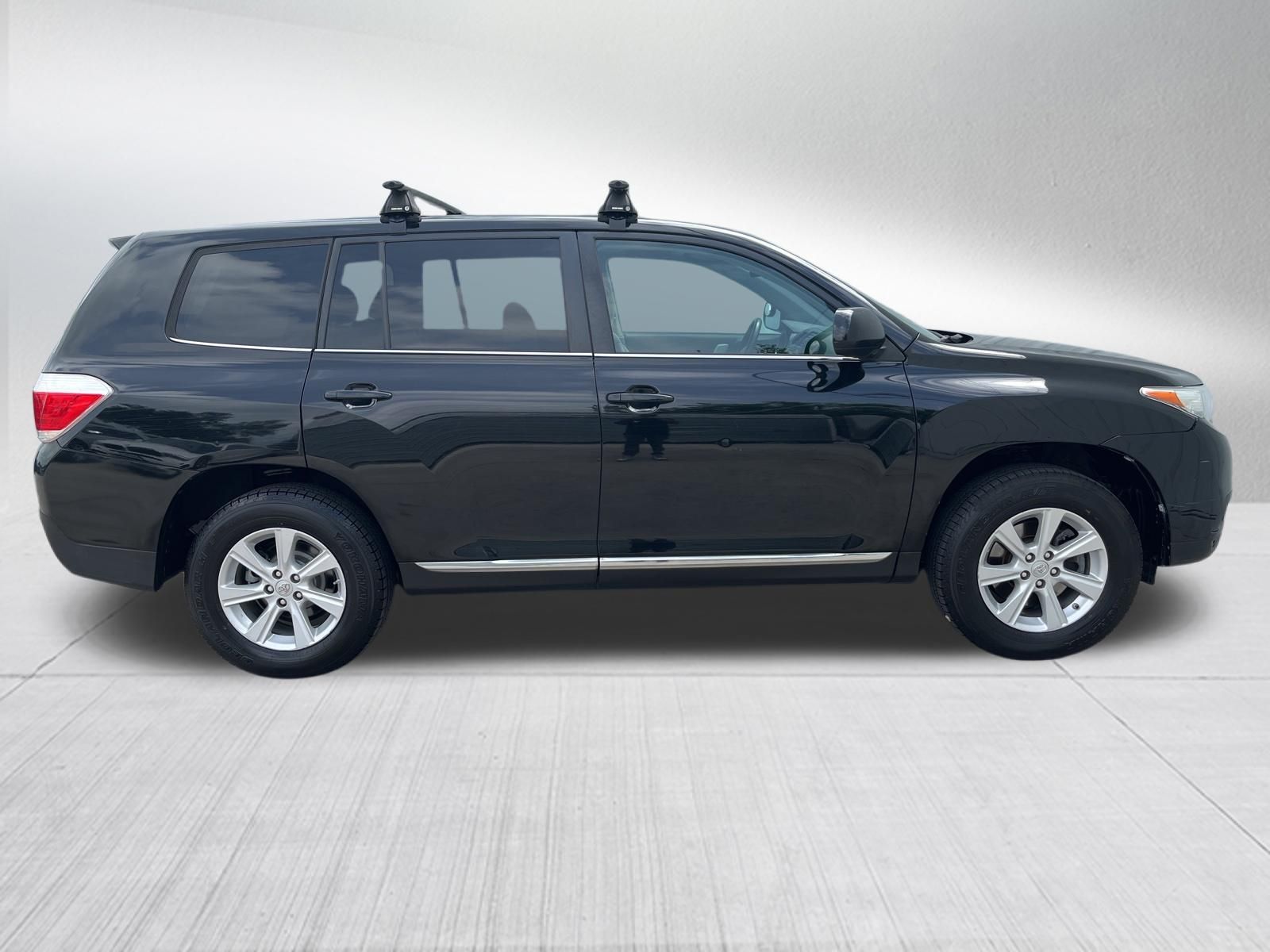 Used Car 2013 Toyota Highlander  For Sale Under $12,000 In Austin, Texas
