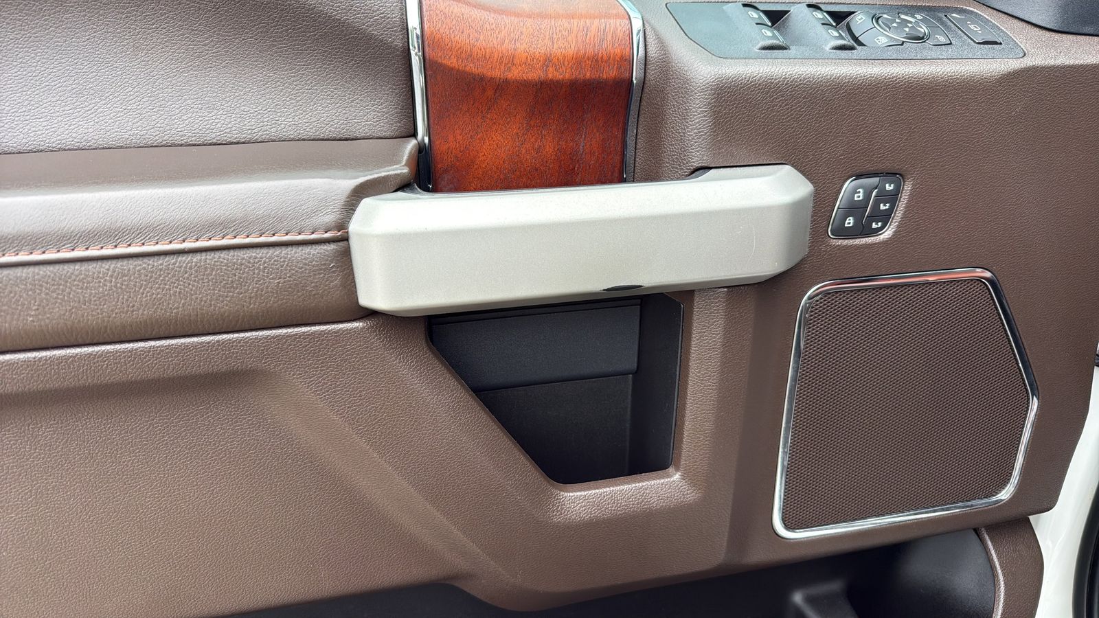 Used Car 2022 Ford F-450sd  King Ranch For Sale Under $70,000 In Austin, Texas